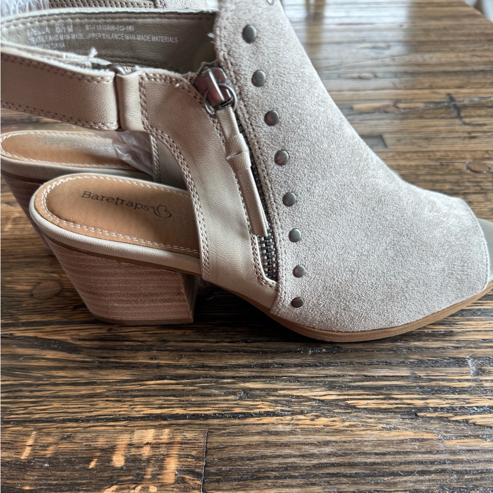 New. Womens Baretraps Ivella Taupe Faux Suede Open Toe Sling Back Stud Heels. - Picture 2 of 6